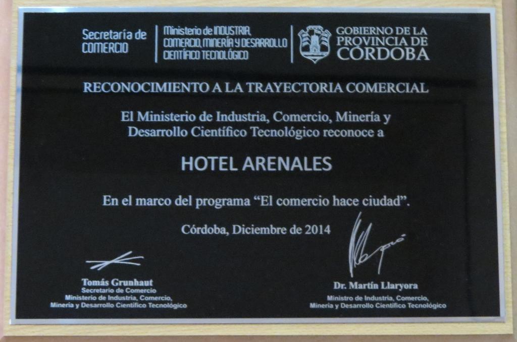 Hotel Arenales ヴィラ・カルロス・パス エクステリア 写真