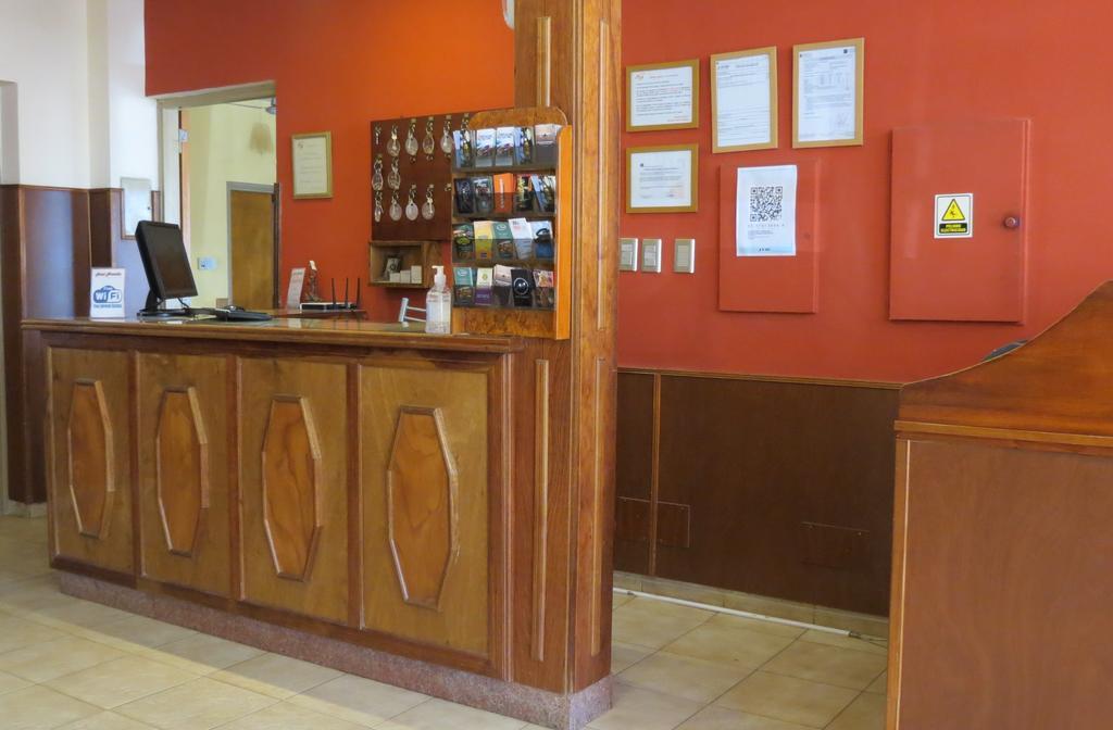 Hotel Arenales ヴィラ・カルロス・パス エクステリア 写真