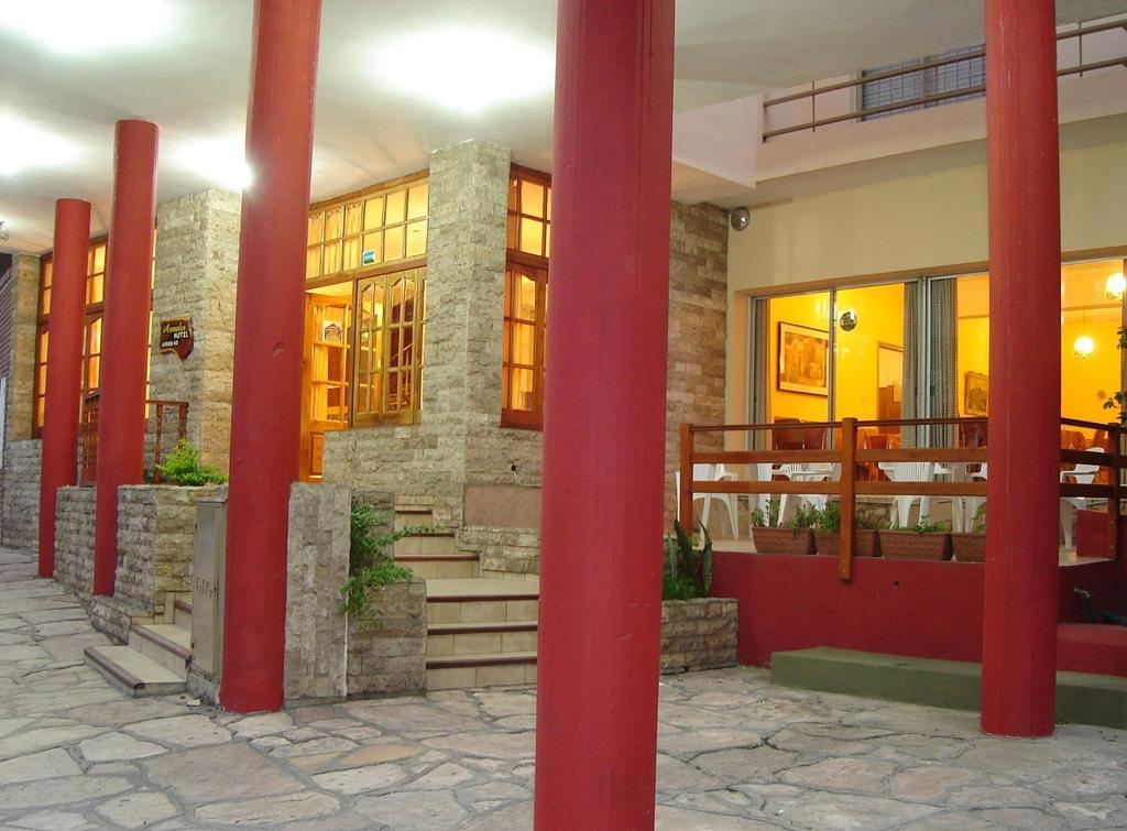 Hotel Arenales ヴィラ・カルロス・パス エクステリア 写真