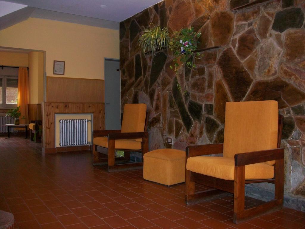Hotel Arenales ヴィラ・カルロス・パス エクステリア 写真